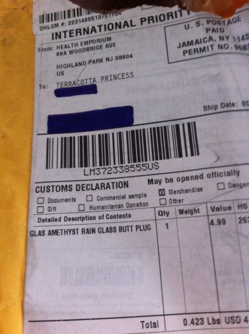 msterracotta:Happy Tuesday, Mail Man… Guess these guys don’t understand discreet shipping lol