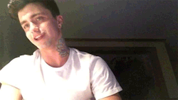 cockyboys-gifs:Video —&gt; http://thebadboybass.tumblr.com/post/112097243134/to-all-my-frienchies