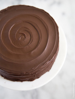 foodffs:  BUTTERMILK CHOCOLATE CAKE WITH