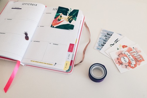 notcollegeready:  working on this week’s spread ft. a bunch of index cards i learned how to pr