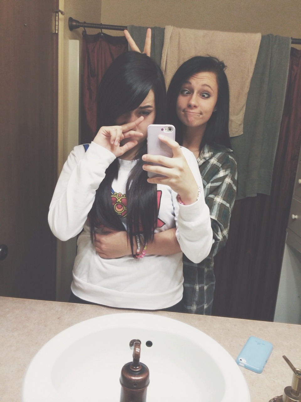 zef2fuckingdeath:  Cutie girlfriend appreciation post and how much we’ve changed