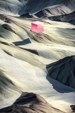 creative-curiosity-design:  &ldquo;This is a personal project meant to experiment erosion on procedural terrains. The goal of the project was to find a good way to import terrains from World Machine into Vue. The process was long and boring because I