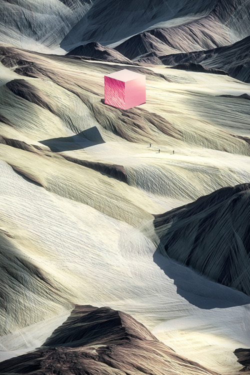 creative-curiosity-design:  “This is a personal project meant to experiment erosion on procedural terrains. The goal of the project was to find a good way to import terrains from World Machine into Vue. The process was long and boring because I