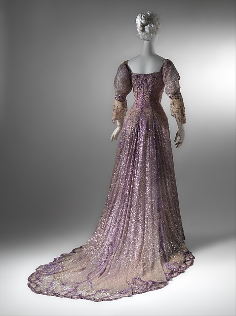 Spangled Evening Gown, 1902Designed by Henriette Favrevia The Met