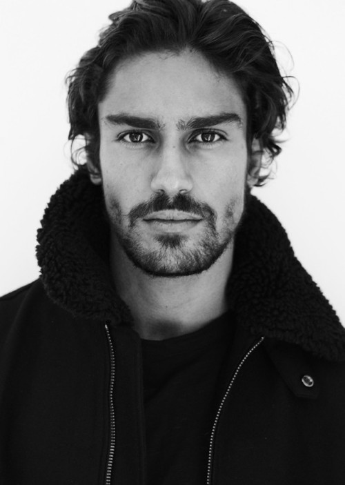 christos:Ignacio Ondategui by Bartek Szmigulski