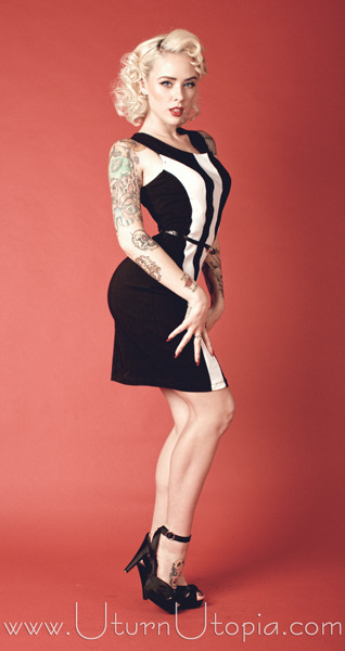 alysha:  uturnutopia:  Alysha Nett for UturnUtopia.com  shop here to see my favorite items and make sure you use discount code ALYSHA for 10% off! http://uturnutopia.com/category/shortcuts/alysha-netts-favorites/?refid=111 