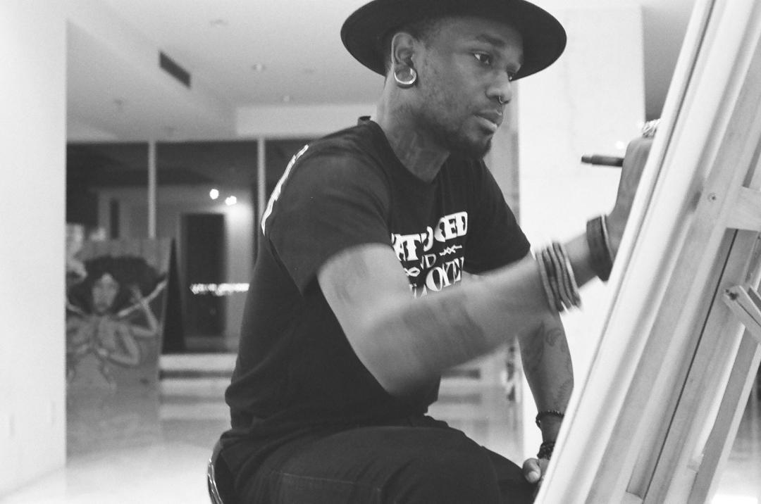mpr1m3:Myslef (@markusprime_) sketching Beautiful session with @blacklorelei7 shots