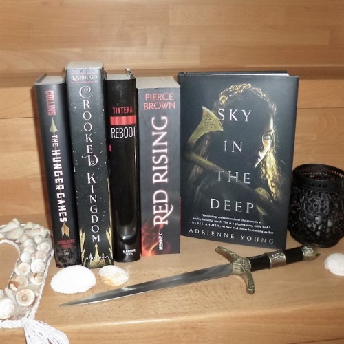 thgbookprincess: JOMP BPC October 2018 Day 15 - Black books