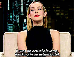 theoldtaylor:  Jena Malone talking about filming the elevator strip scene in ‘Catching Fire’ 