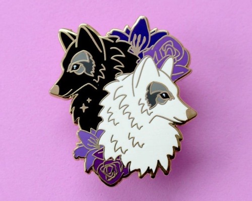 Hey Do You Know Any Good Wolf/werewolf Pins?