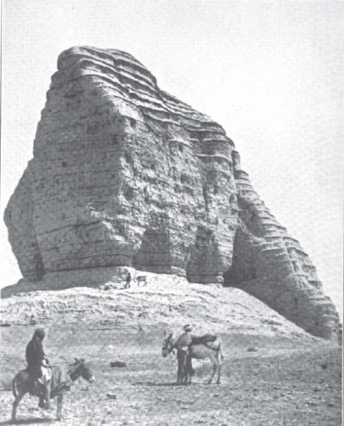 The Ziggurat of Dur-Kurigalzu, Iraq, 1915. Photo: “‘Aqar Qūf”, by Robert William Rogers 