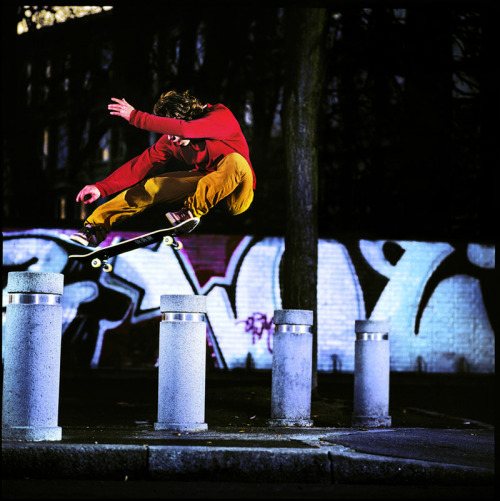 Vivien Feil, kickflip.Photo by Jean Feil