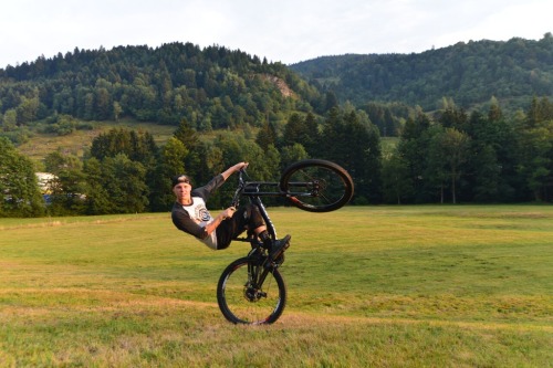 horsthimself: sup?!