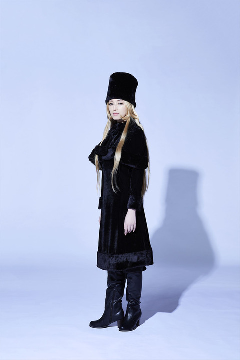 Chiaki Kuriyama as Maetel, The galaxy express 999