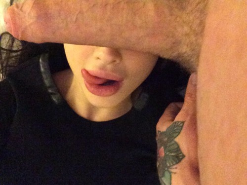 therealalettaoceanxxx:  Guess who? 🔝