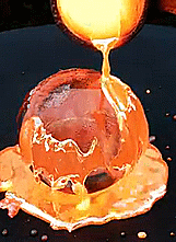 zef-stims: Molten copper poured over a crystal ball! Im obsessed with these molten