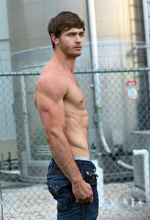 randomhotblokes:  Corey Cann 