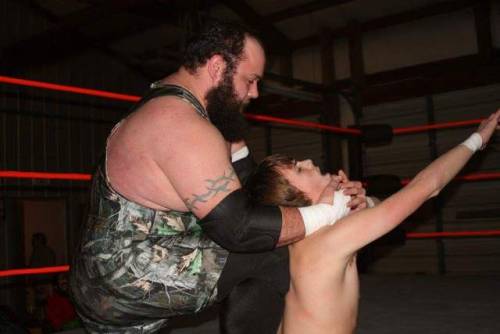 sadowrestler: 2 BRUTAL HEELS WRECK THE TEEN ROOKIE BOY…
