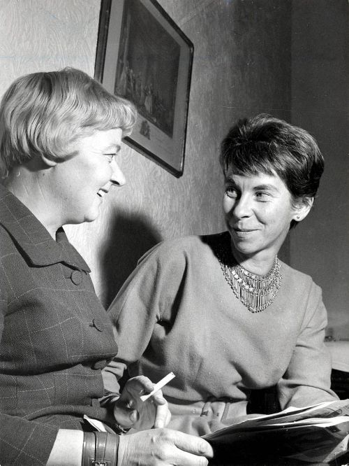 di-a-man-te:  Finnish author Tove Jansson and lover and collaborator Tuulikki Pietilä, who inspired the energetic figure of Tooticky in her Moomin books. 