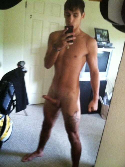 betomartinez:  Beto’s Corner  http://betomartinez.tumblr.com/