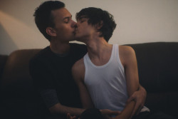 twoboysarebetter:  love is love