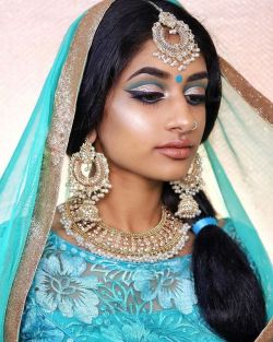 Sixpenceee:  Model And Make-Up Artist Hamel Patel Decided Recently To Do What Countless