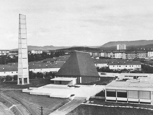 germanpostwarmodern:Jubilatekirche (1965-67) in Reutlingen, Germany, by Wolf Irion