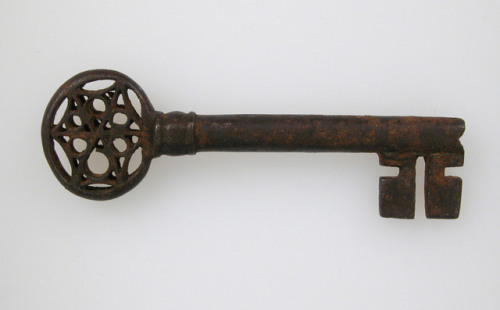 met-medieval-art:Key, Metropolitan Museum of Art: Medieval ArtRogers Fund, 1910Metropolitan Museum o