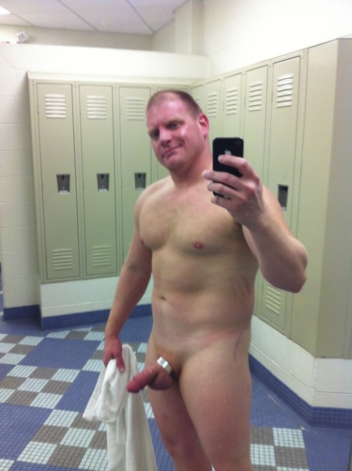 7583310-eeeewwww:  9outta10:  Burly blond dude shows off his thick red meat.      