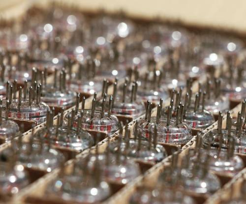 So sparkly! Whoever said diamonds are a girls best friend was wrong&hellip; Tubes are!!! #vacuumtube