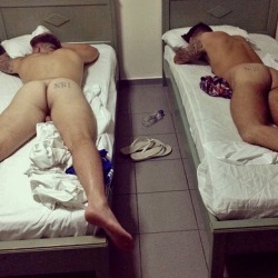 Hot Hunks &Amp; Big Bubble Butts 2.0