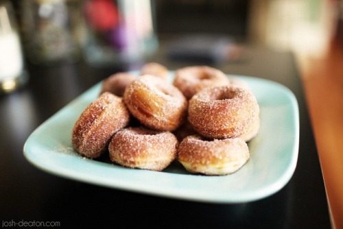 Apple Cinnamon Mini Doughnutsflic.kr/p/azvAnYApple Cinnamon Mini Doughnuts