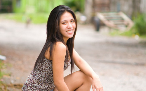 hotasiababe:(via Location Search : Filipina Models) Philippine models have great smile. Very warm an