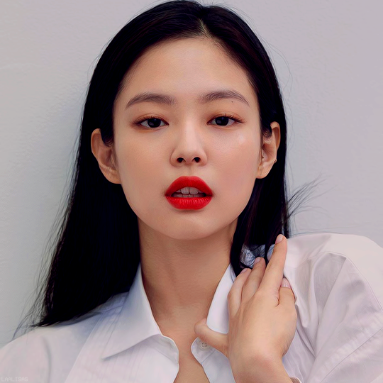 ME: Jennie × Hera ♡ Elle Korea September 2020 Issue