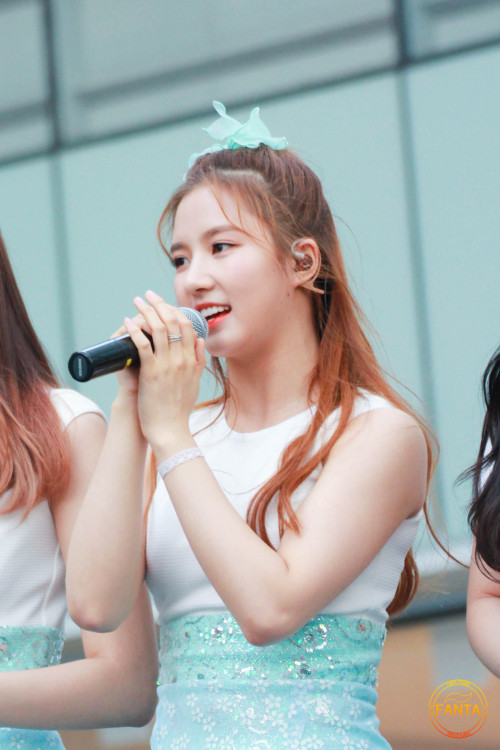 gu9udans: 160909 Starfield Hanam© 환타 STUDIO ❀ do not crop or edit.