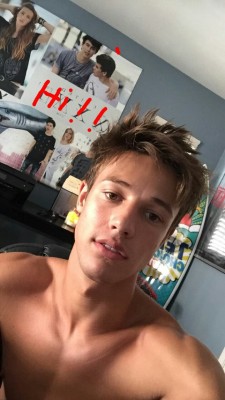 boiswithcameras2:  The beautiful camerondallas