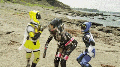 grimphantom:  Did this really happen on a official Power Rangers from japan? It explains Kazemon’s Love Tap attack….Japan loves female butt attacks :P  this is why I love japan~ <3