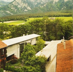 finn-wilkie:Peter Zumthor, House, Haldenstein,