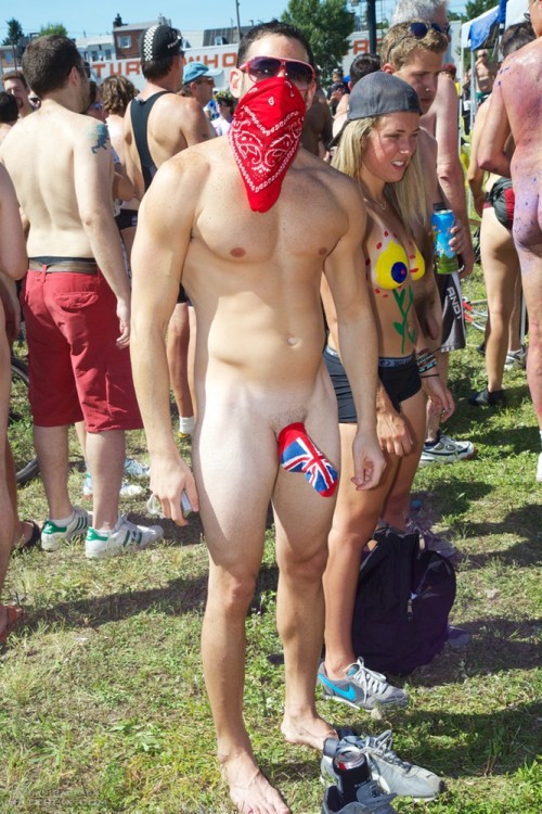 malestrippersunlimited:  [via Male Strippers Unlimited.com] 
