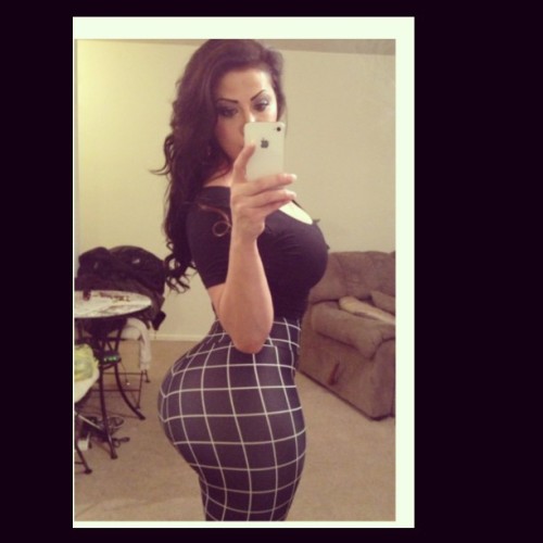 beautifulandthick:Christina Applelbum   