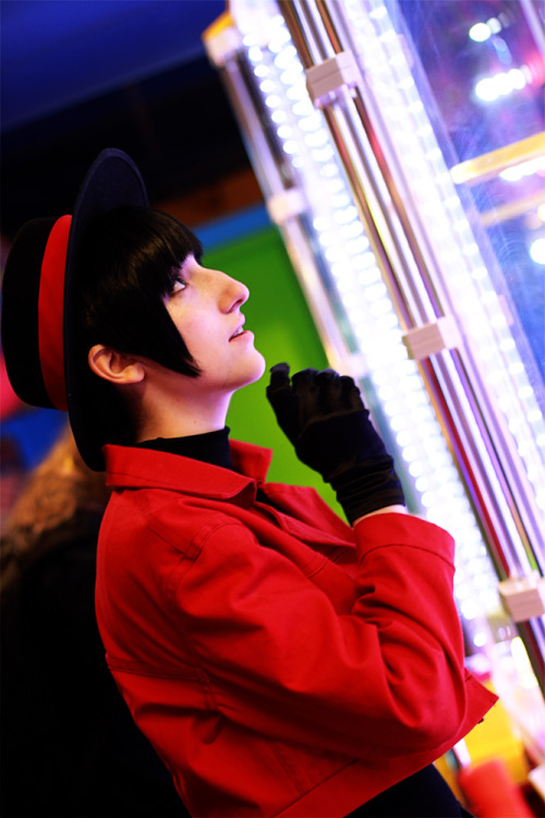 vantasticmess:“‘Well, I heard you were visiting Tokyo Tower, so I decided to arrange a nice little d