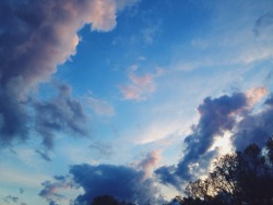 sadtape:  the sky yesterday was something else…