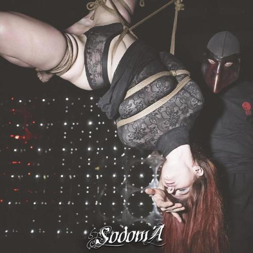 ropetales: Sodoma MilanoHollywood - Milano www.ropetales.com 
