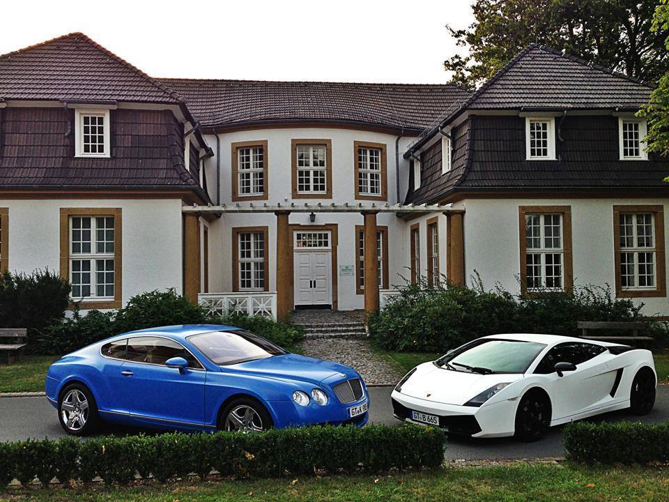 Billionaires Road