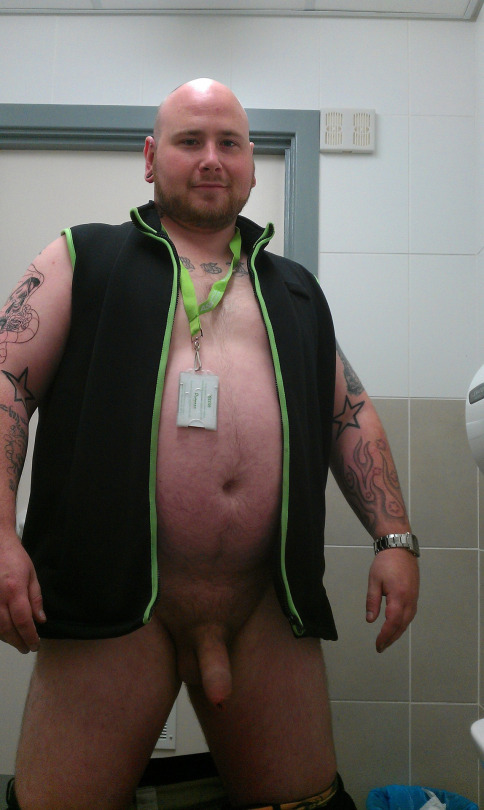 littlebuddhacub:  cubbybangbang:  alwayshornybear:Chubby Lee, with love.  Holy shit!!