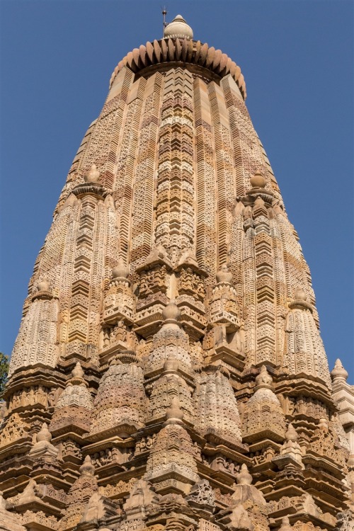 Khajuraho – Parshvanatha Temple, Madhya Pradesh, photos by Kevin Standage, more at kevinstan