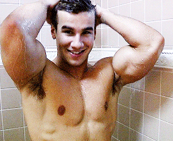 1innea:  boredinweho:  I can watch him shower all day :)  u know hes a bottom just