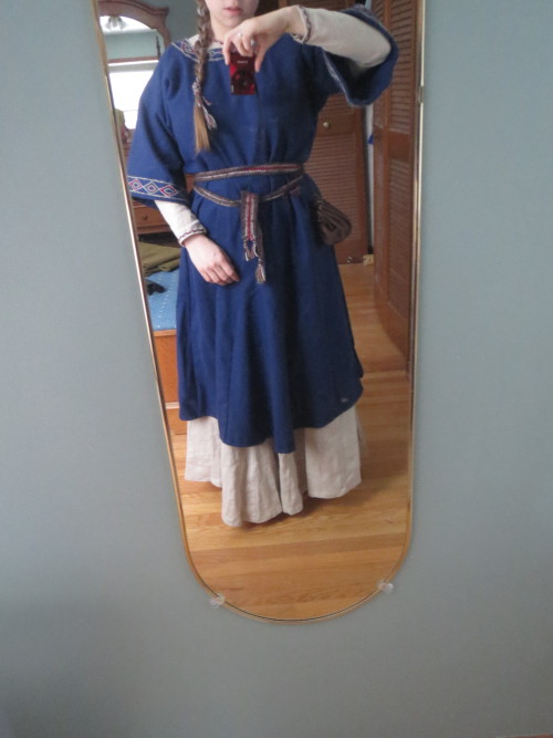 ok so ignore my scandalously visible (and most likely anachronistically styled) hair. I have yet to 