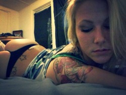 girls-w-tattoos:  inferiortopride.tumblr.com 