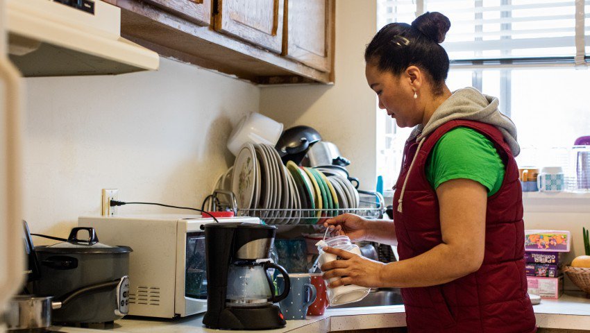 The Most Successful Female Everest Climber of All Time Is a Housekeeper in Hartford,